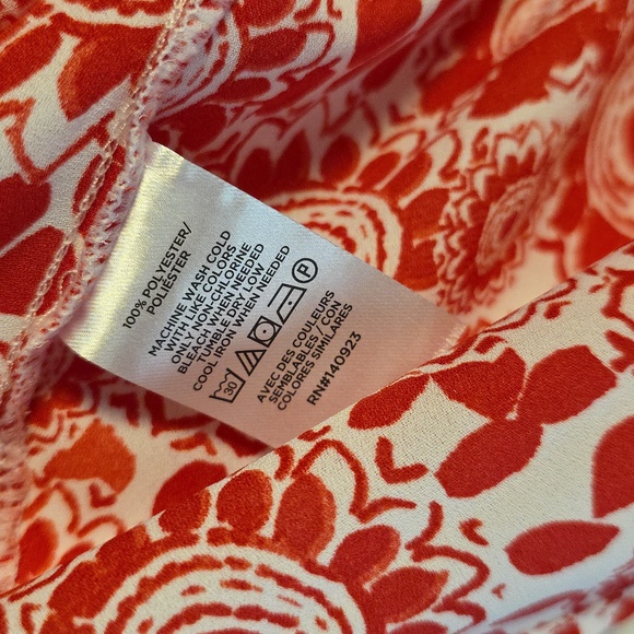 LOFT Floral Red Sleeveless Top - Picture 6 of 6